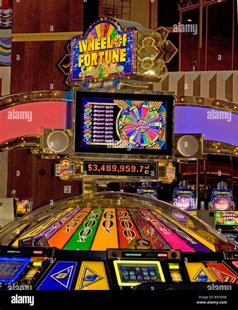 progressive slot machines in vegas.